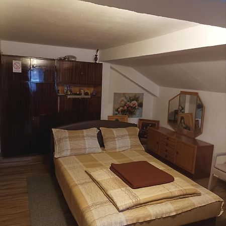 Gm - Studio Apartment Trebinje Eksteriør billede