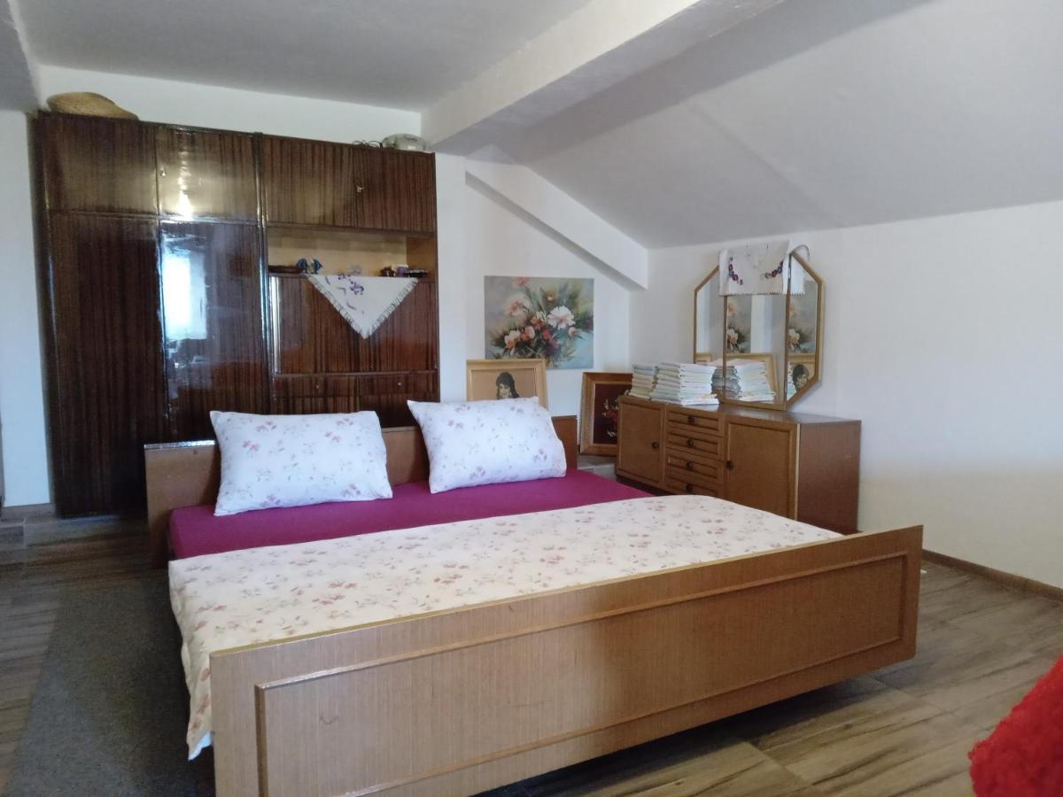 Gm - Studio Apartment Trebinje Eksteriør billede